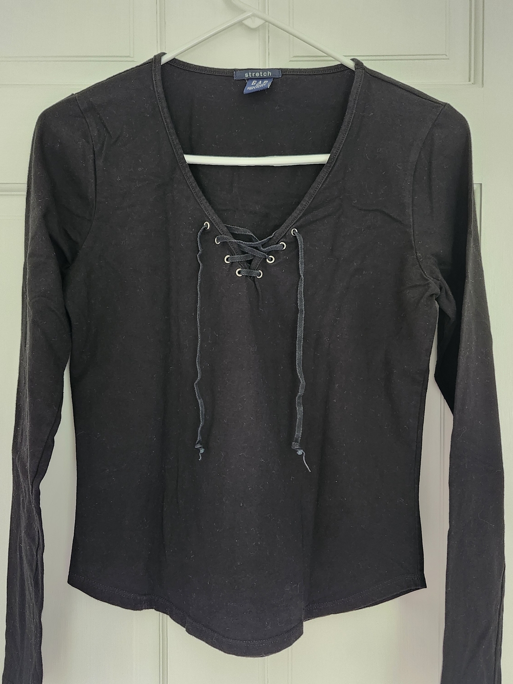 GAP Black Lace-Up V-Neck Long Sleeve Top